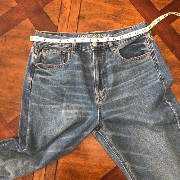 American Eagle AEO mom Jeans - Picture 8 of 9